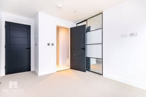 Photo 18- click for photo gallery